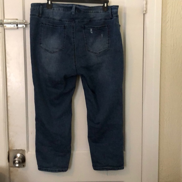 Blue Jeans - Picture 3 of 3